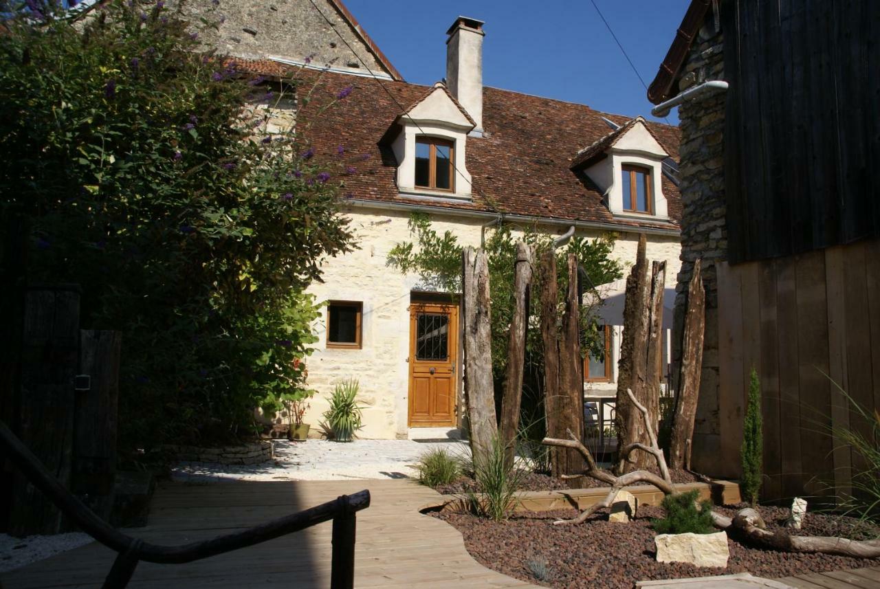 Gite Des Remparts Beze Luaran gambar